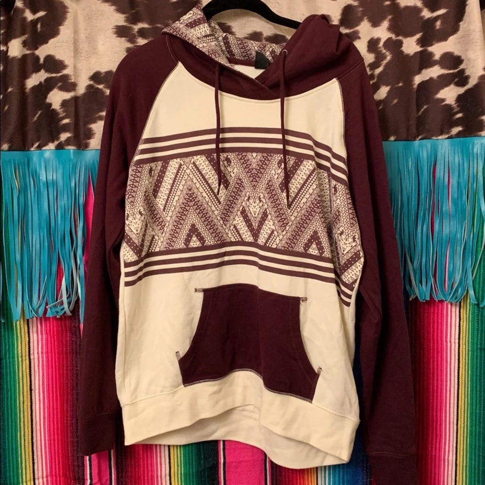 Fitted hoodie
